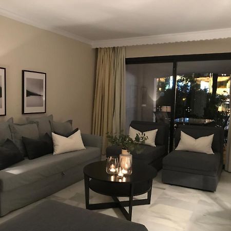 Large And Elegant In Puerto Banus With Pools And Paddle Apartman Marbella Kültér fotó