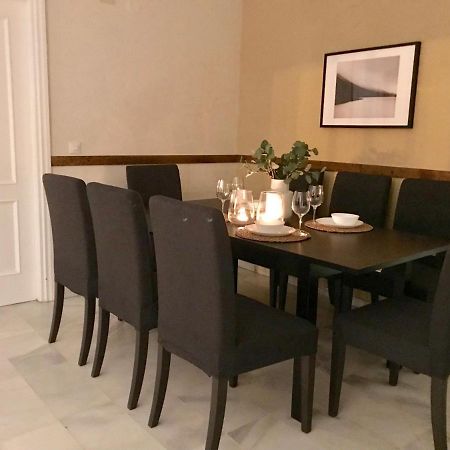 Large And Elegant In Puerto Banus With Pools And Paddle Apartman Marbella Kültér fotó