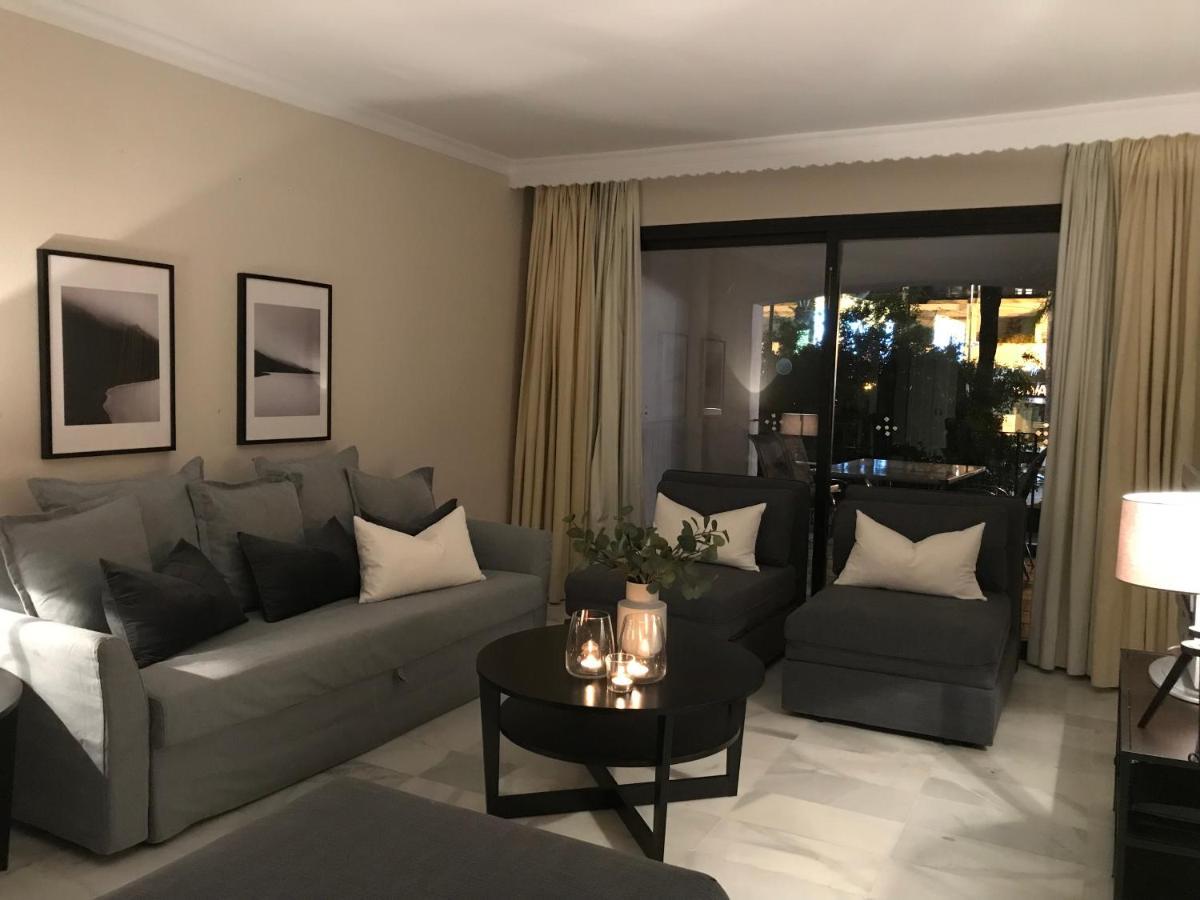 Large And Elegant In Puerto Banus With Pools And Paddle Apartman Marbella Kültér fotó
