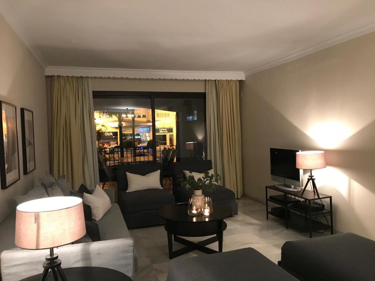 Large And Elegant In Puerto Banus With Pools And Paddle Apartman Marbella Kültér fotó